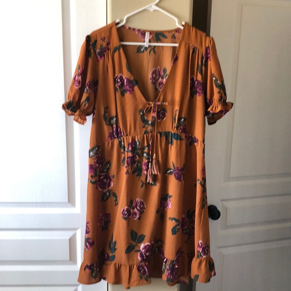 Xhilaration Dresses & Skirts - WOMENS beautiful summer dress